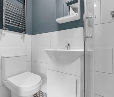 A Wonderful Shared House for Rent in Peterborough - Photo 6