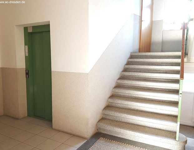 Helle 3-Raum-Wohnung in einem sanierten Gründerzeithaus in Zentrumsnähe von Chemnitz - Photo 1