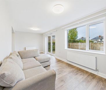 4 bedroom semi-detached house to rent - Photo 4