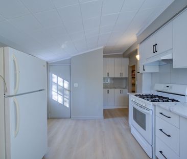 For Lease - 24 Duke Street Unit# 1, Brantford, Ontario - Photo 6