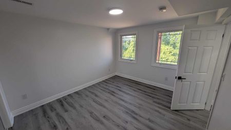 For Lease - 3 Wimbledon Court Unit# Basement, Whitby, Ontario - Photo 3