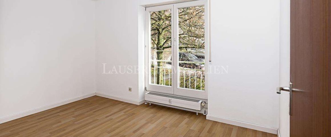 Helle 4-Zimmer-Wohnung mit Balkon in S-Hoffeld - Foto 1