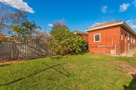 Thinking of selling? Contact our agent - Photo 3