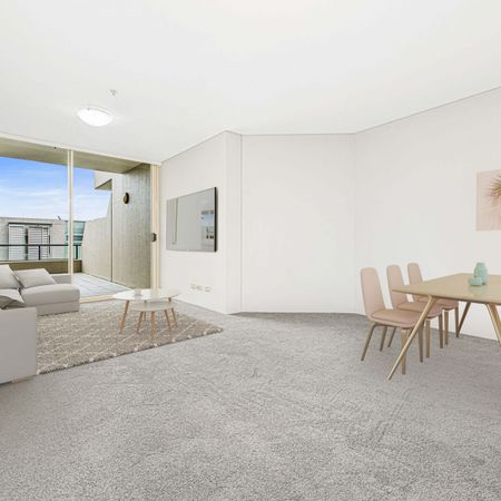 SPACIOUS APARTMENT WITH OVER-SIZED BALCONY! - Photo 4