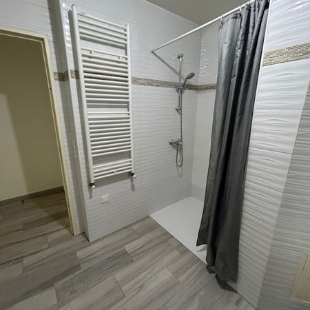 Location Appartement 1 pièce 30m² VILLEMOMBLE 93250 - Photo 3