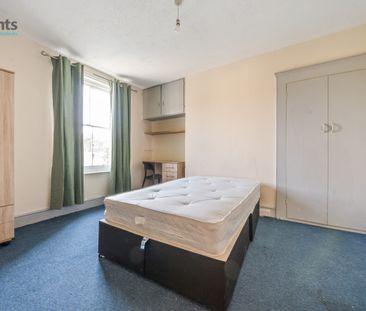 6 bedroom terraced house to rent - Photo 3