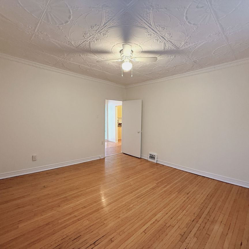 For Lease - 1 Clinton Street Unit# 2, Toronto, Ontario - Photo 1