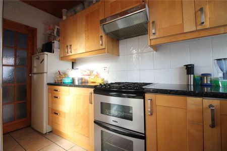 Eastmead Avenue, UB6, Greenford - Photo 4