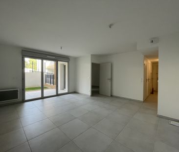 Location Appartement 2 pièces 46m² LA CIOTAT 13600 - Photo 1