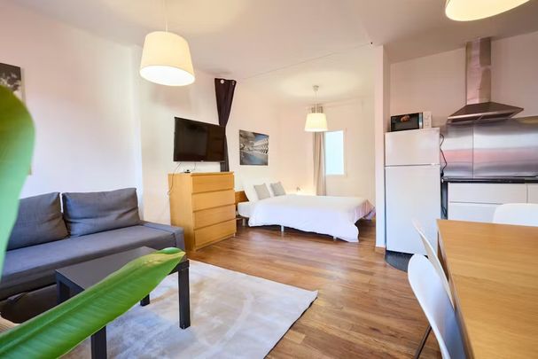 Carrer dels Manyans, Valencia, Valencian Community 46001 - Photo 1