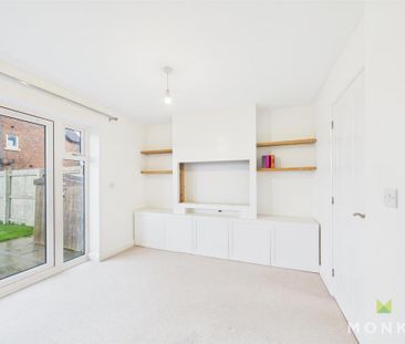 3 bedroom semi-detached house to rent - Photo 2