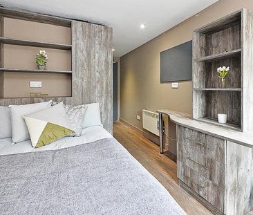 1 bedroom in a flat share to rent - Photo 6