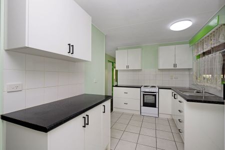 1/1 Ryrie Crescent, Rasmussen. - Photo 3