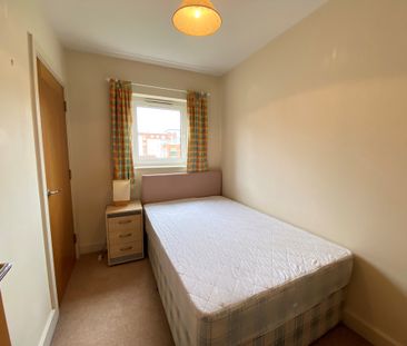 2 bedroom apartment to rent Neptune Court, Gunwharf Quays, Portsmou... - Photo 2