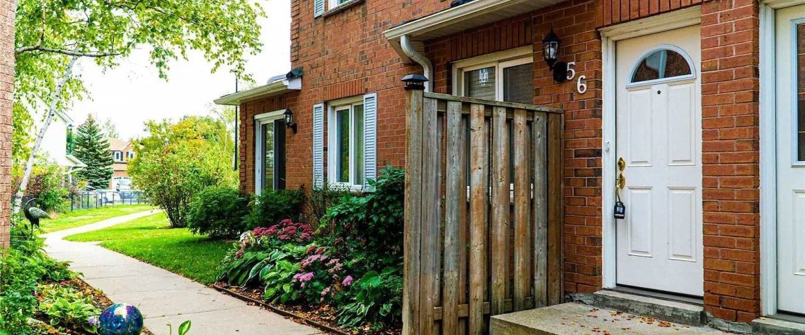 Quiet 3 Bedroom Condo Townhouse Complex — 3 Bedrooms Townhouse - Photo 1