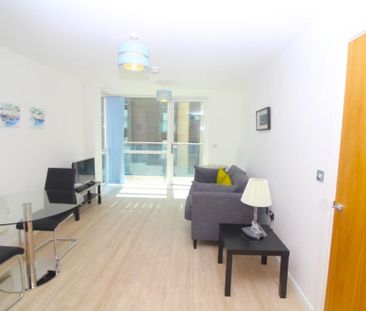 1 bedroom flat to rent - Photo 2
