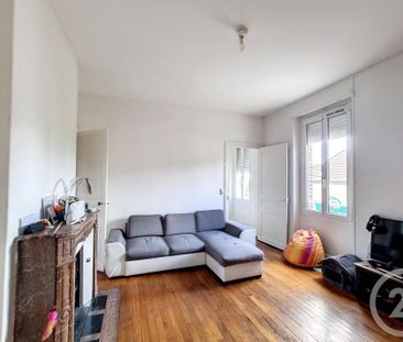 Location Appartement 2 pièces 49m² LA CHAPELLE ST LUC 10600 - Photo 1