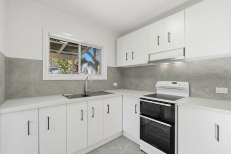 Freshly Updated Home with Modern Comforts - Photo 5