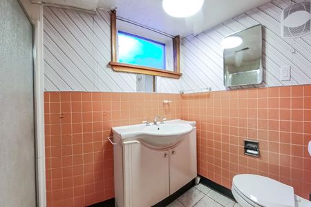 For Lease - 42 Swanhurst Boulevard, Mississauga, Ontario - Photo 2