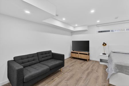 For Lease - 44 Prescott Avenue Unit# LOWER, Toronto, Ontario - Photo 2