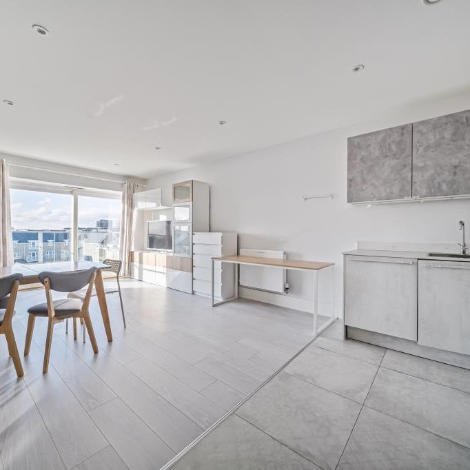 3 bedroom flat to rent - Photo 1