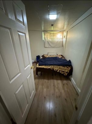 For Lease - 102 Billington Crescent, Toronto, Ontario - Photo 1