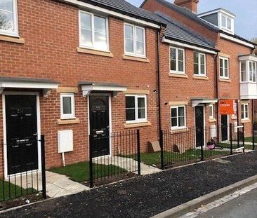 3 bedroom semi-detached house to rent - Photo 2