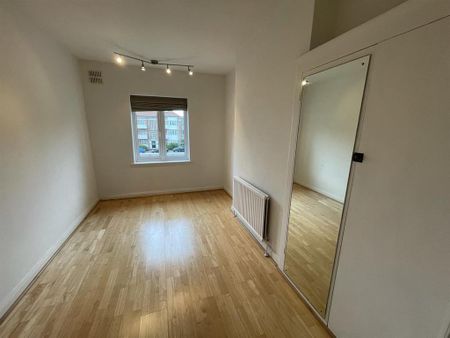 3 bedroom apartment to rent - Photo 2