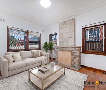Renovated 3-Bedroom Home in Ultra-Convenient Location - Photo 1