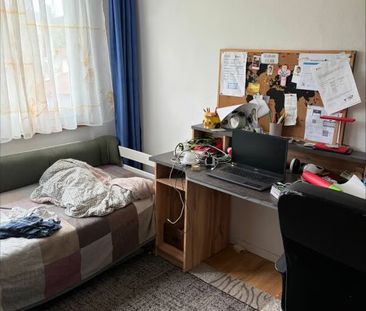 4.5 Zimmer, 96 m², 4. Stock - Photo 4