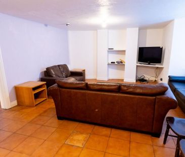 7 bedroom house to rent - Photo 1