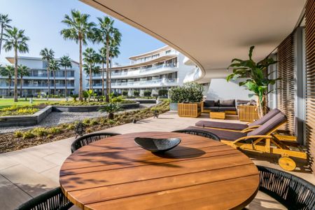 Apartamento planta baja en alquiler en Arroyo Vaquero, Estepona - Photo 4