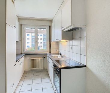 Charmant logement de 2½ pièces situé dans un quartier entouré de ve... - Foto 4