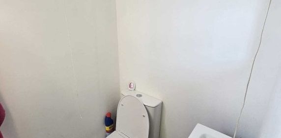 St Georges Place, Brighton - Photo 2