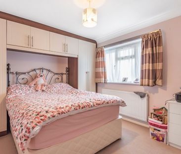 Hazell Way, Stoke Poges, Buckinghamshire,SL2 - Photo 6