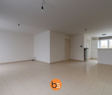 Zeer ruim appartement met 2 slaapkamers, groot terras en garage in ... - Photo 6