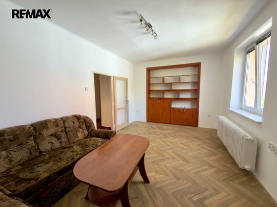 Pronájem bytu 3+1 v osobním vlastnictví 79 m², Praha 9 - Kbely - Фото 1