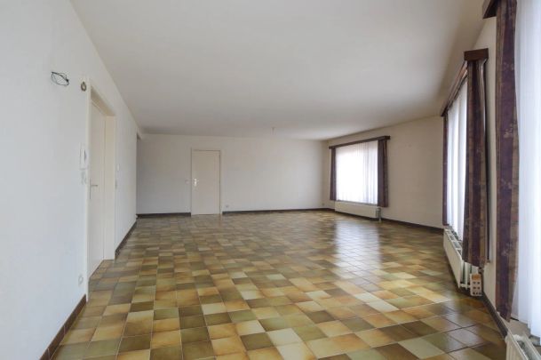 Ruim appartement gelegen in het centrum van Oudenburg - Foto 1