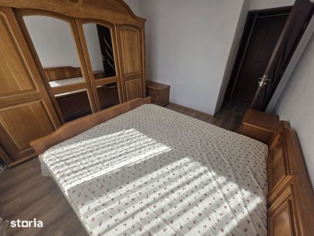 Inchiriez 3 camere decomandat Grivitei pet friendly cu parcare - Fotografie 4