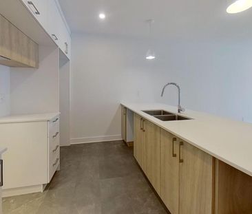 4½ Neufs à Windsor : 2 disponible maintenant + 3 en juin et juillet - Photo 3