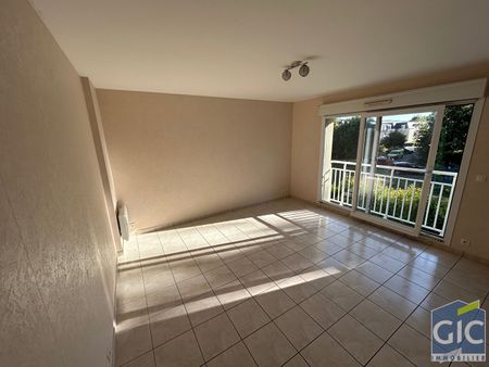 Location Appartement 2 pièces 42m² - Photo 2