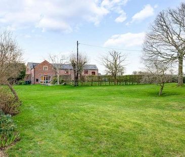 Platts Lane, Hatton Heath, CH3 - Photo 1