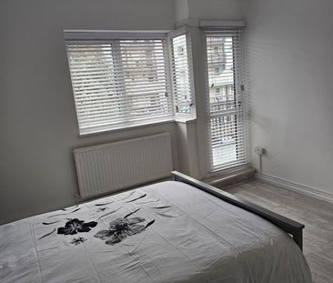 Room in a Shared Flat, Meyrick House, E14 - Photo 3