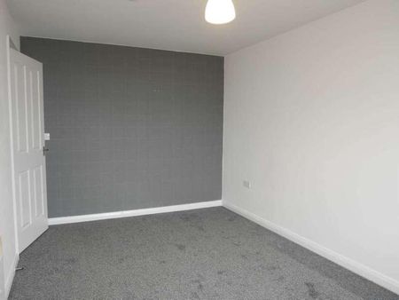 Turners Place, Rochdale, OL12 - Photo 4