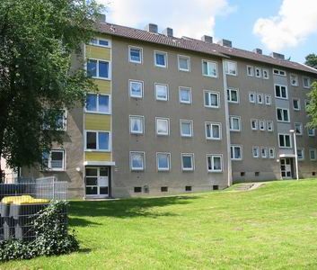 Kleine Familien Wohnung- 3-Zimmerwohnung mit Balkon! - Foto 1