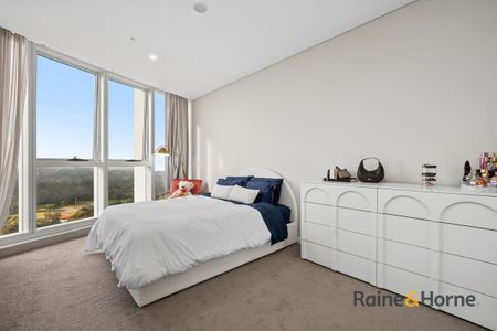 Luxury 2 Bedroom Fully Furnished & Equipped - Stunning District Views - Photo 4