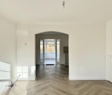 3 bedroom detached house to rent - Photo 3