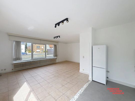 Gelijkvloers appartement met 2 slaapkamers nabij het centrum - Foto 1