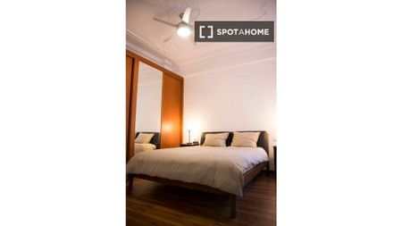 1 room luxury Flat for rent in Valencia, Spain - Photo 5