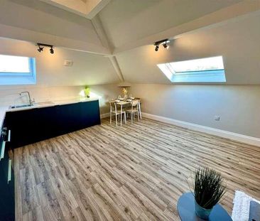 Westminster House, Ellesmere Road, M30 - Photo 2